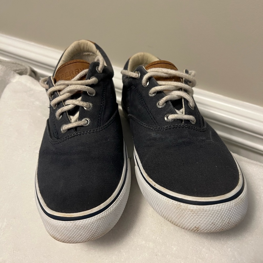 Sperry Top-Spider casual beach boat shoes, size 11, navy and white.